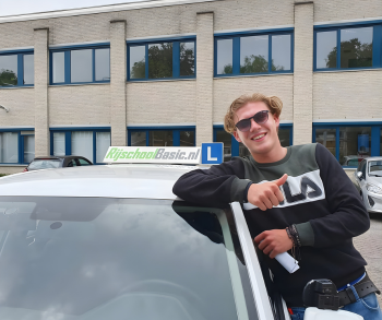 Rijschool nabij Haarlem